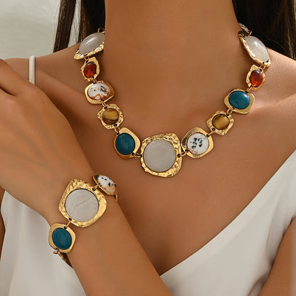 1 Set of Two Retro Luxury WomenS Jewelry Sets Consisting of a Necklace And a Bracelet Decorated with Golden Metal Inlaid with Colorful Gemstones It Is Suitable for Formal Occasions Such As Dinners Parties Weddings Etc It Is an Exquisite Gift for G